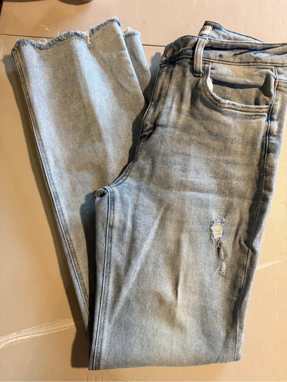 VERVET BY FLYING MONKEY Light Wash Distressed Jeans